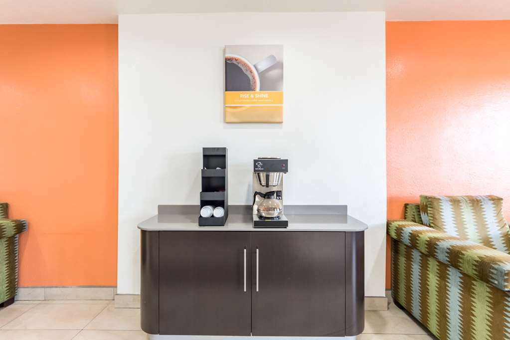 Motel 6-Dallas, Tx - 파머스브랜치 내부 사진
