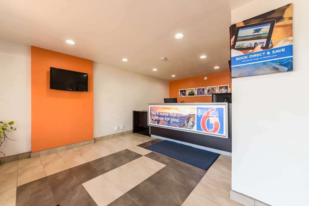 Motel 6-Dallas, Tx - 파머스브랜치 내부 사진