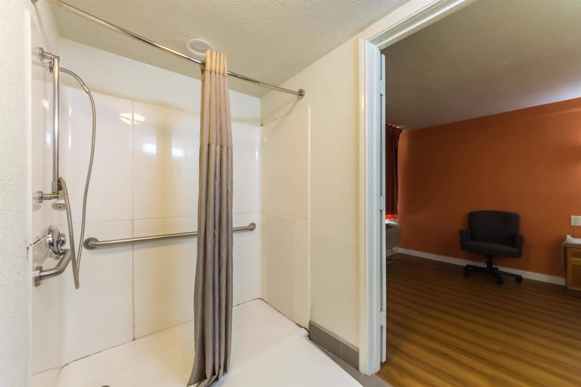Motel 6-Dallas, Tx - 파머스브랜치 외부 사진